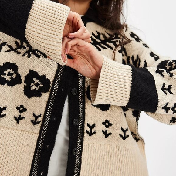 Shelby Cardi - Picture 3 of 4